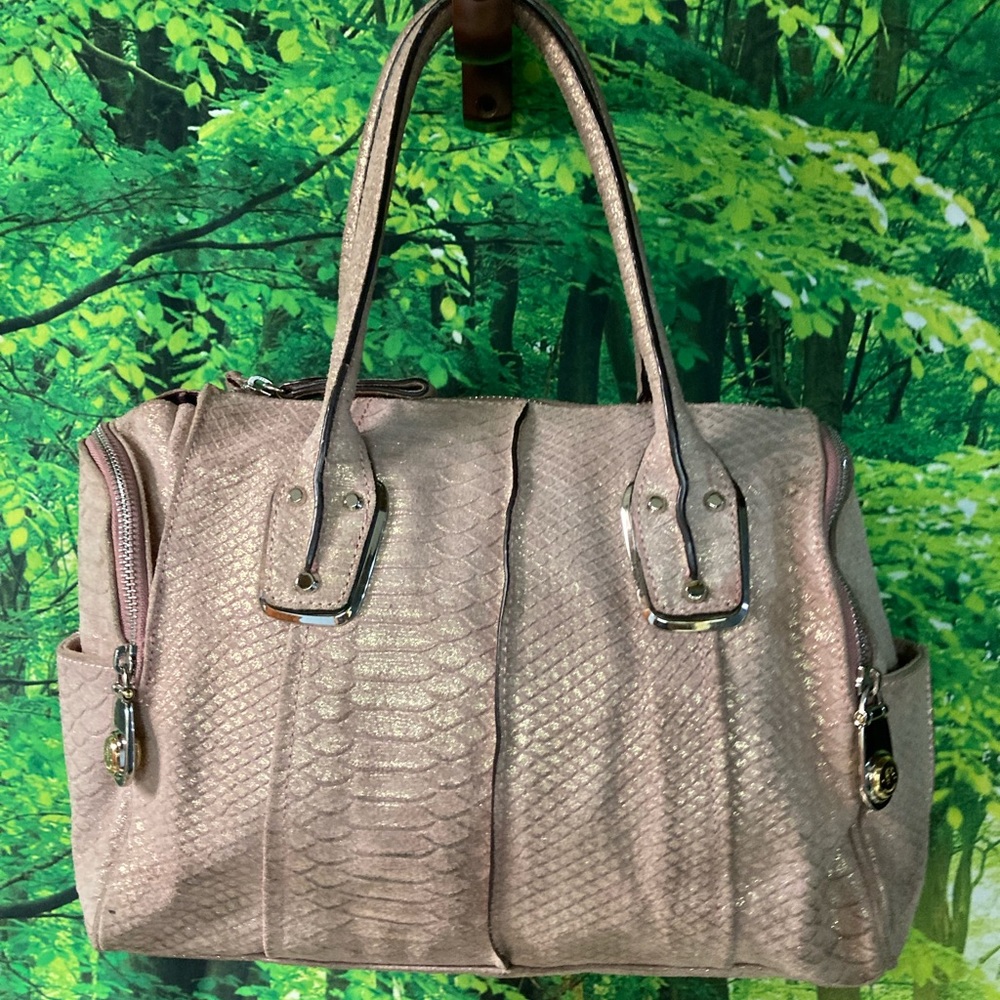 B Makowsky Pink Sand Suede Handbag. Gorgeous!!!!!!